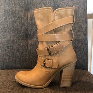 Mid-calf boots